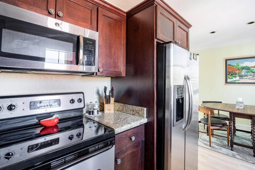 Apartamento Oceanfront At The Dawns Galveston Exterior foto
