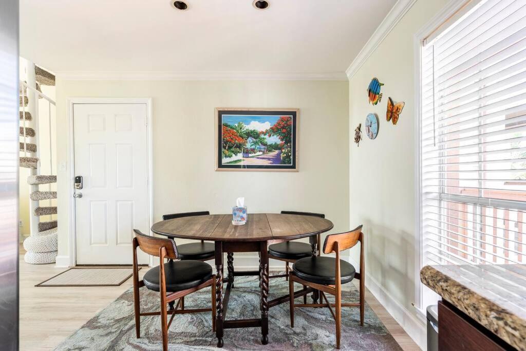 Apartamento Oceanfront At The Dawns Galveston Exterior foto